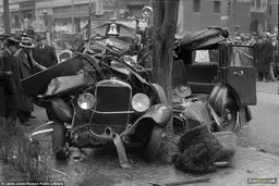 عکـس هایی دیدنـی از تصـادفات ماشیـن در 90 سال پیـش!