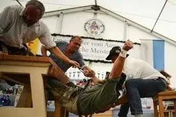 کشتی انگشت در آلمان! +عکس