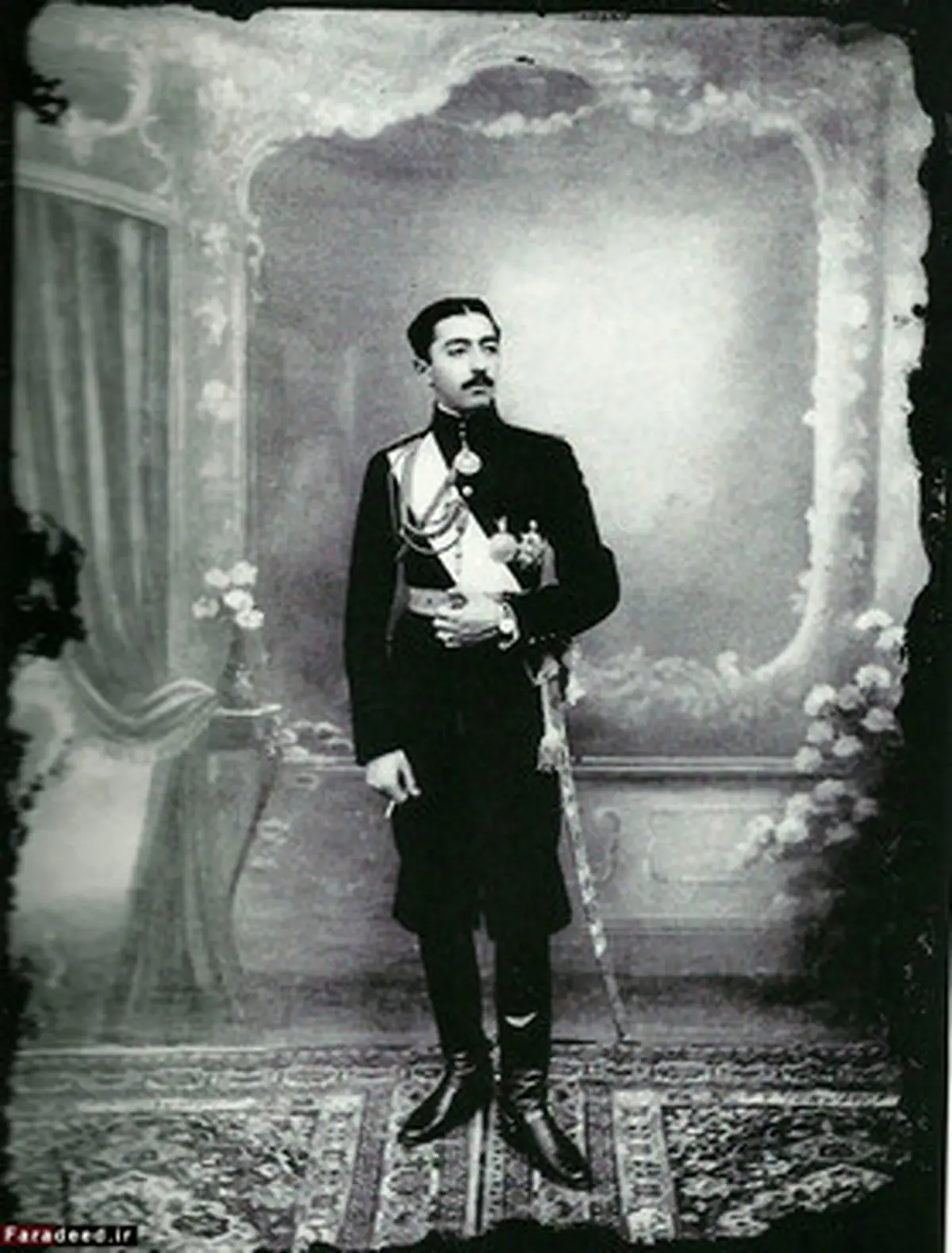 آخرین ولیعهد قاجار (عکس)