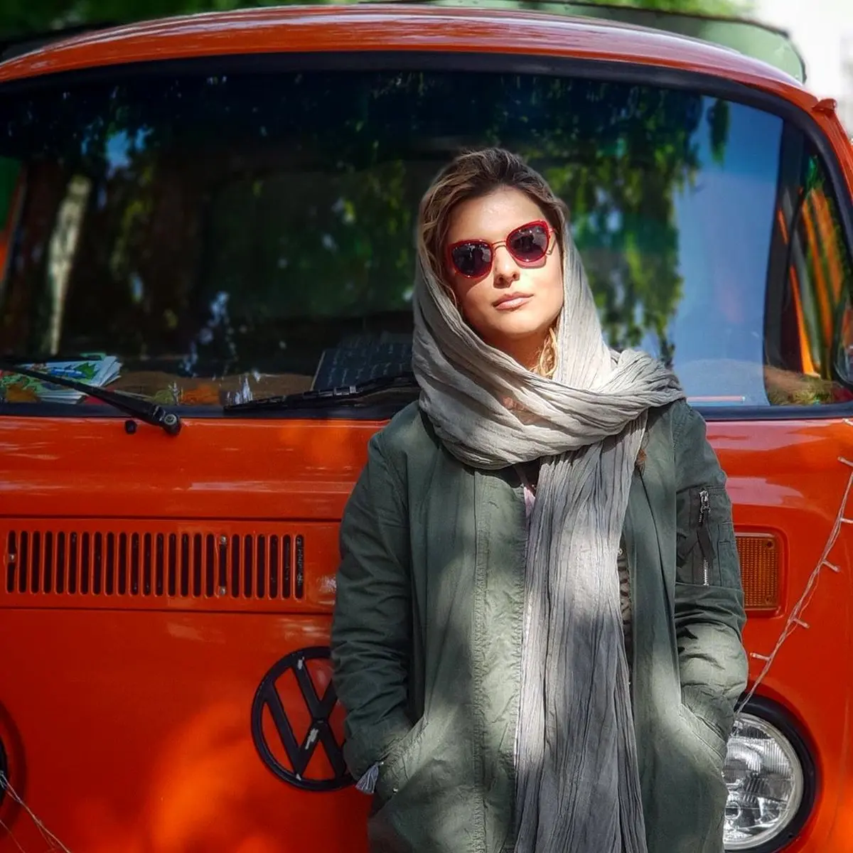 دنيا مدني و نوستالژي دهه شصتي ها! + عكس