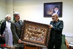 تصاویر: دیدار وزیر دفاع با فرمانده کل سپاه