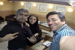 عکس/ ژست  مهدی پاکدل در طلافروشی