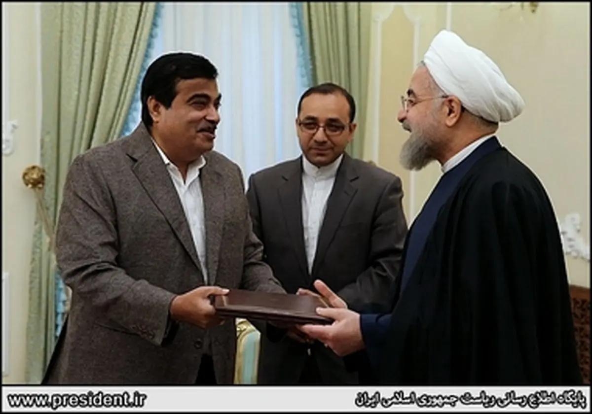 دیدار روحانی با وزیر حمل و نقل هند/تصاویر