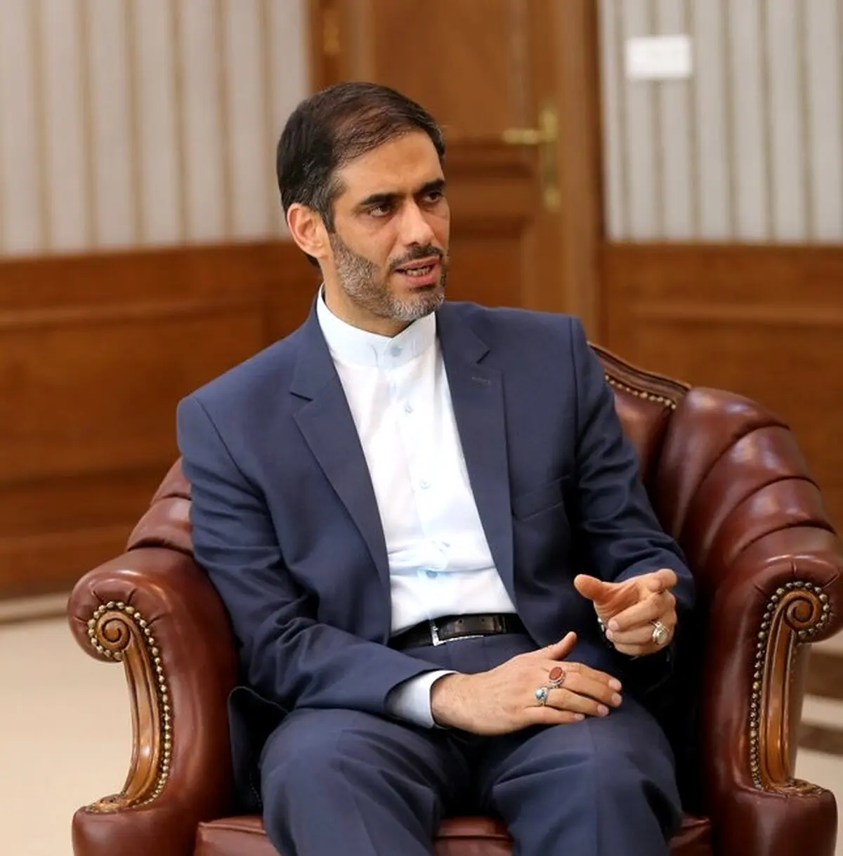 فرمانده قرارگاه اقتصادی سپاه راهی پاستور می شود؟ / «محمد»، گزینه ای برای جانشینی روحانی