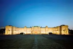 پدر در ژاپن، پسر در آمریکا/ تصاویری از حضور ملک سلمان در کاخ امپراطور ژاپن و محمد بن سلمان در کاخ سفید