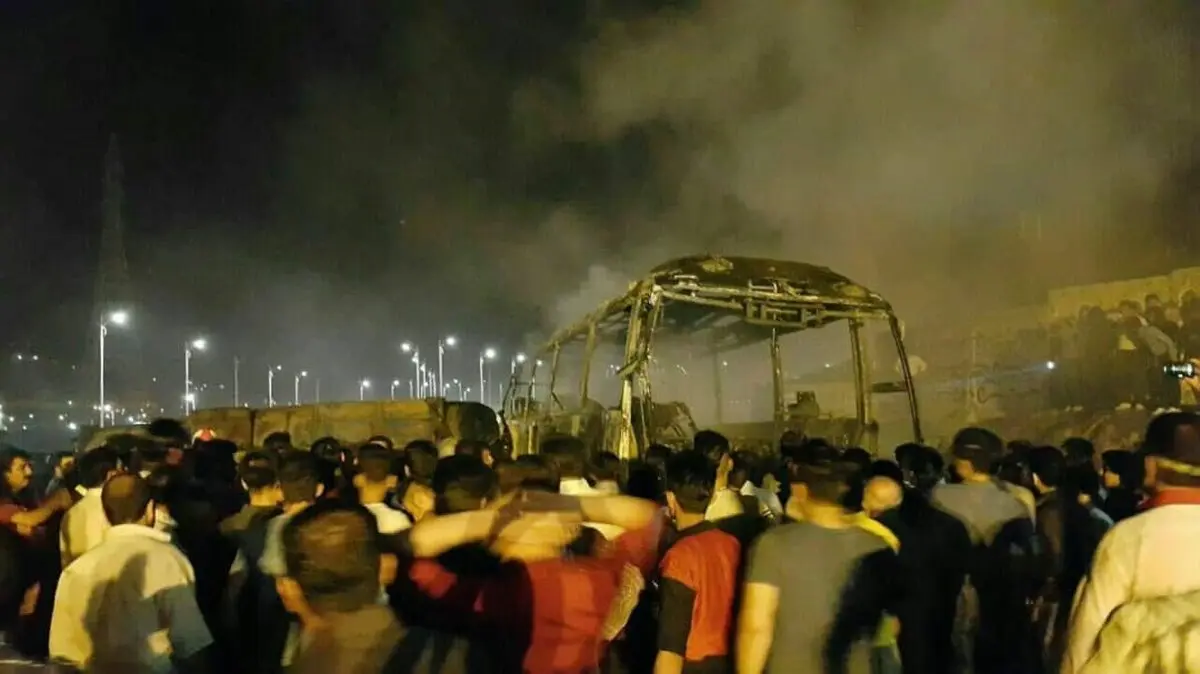تصادف وحشتناک و مرگبار اتوبوس با تانکر نفت در سنندج/تصاویر