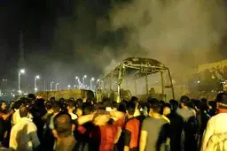 تصادف وحشتناک و مرگبار اتوبوس با تانکر نفت در سنندج/تصاویر