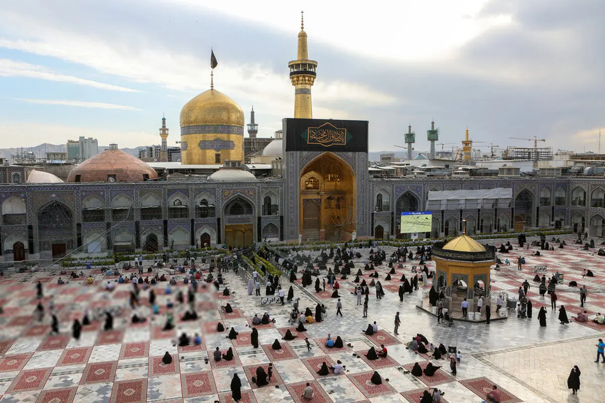 زیارت با رعایت... + عکس