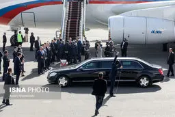 ماشین لاکچری پوتین در تهران/عکس