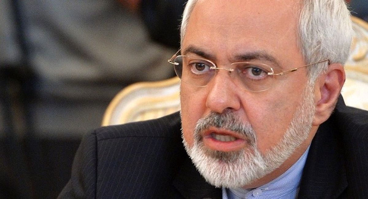 ظریف: این آمادگی را دارم که وزیر خارجه دولت بعدی باشم / بعضی دوستان به امریکا «گرا» می دهند که با ما بهتر می توانید کار کنید/ جریان اصولگرایی جملاتی عجیب برای احمدی نژاد به کار میبردند که اسائه ادب به محضر امام زمان بود