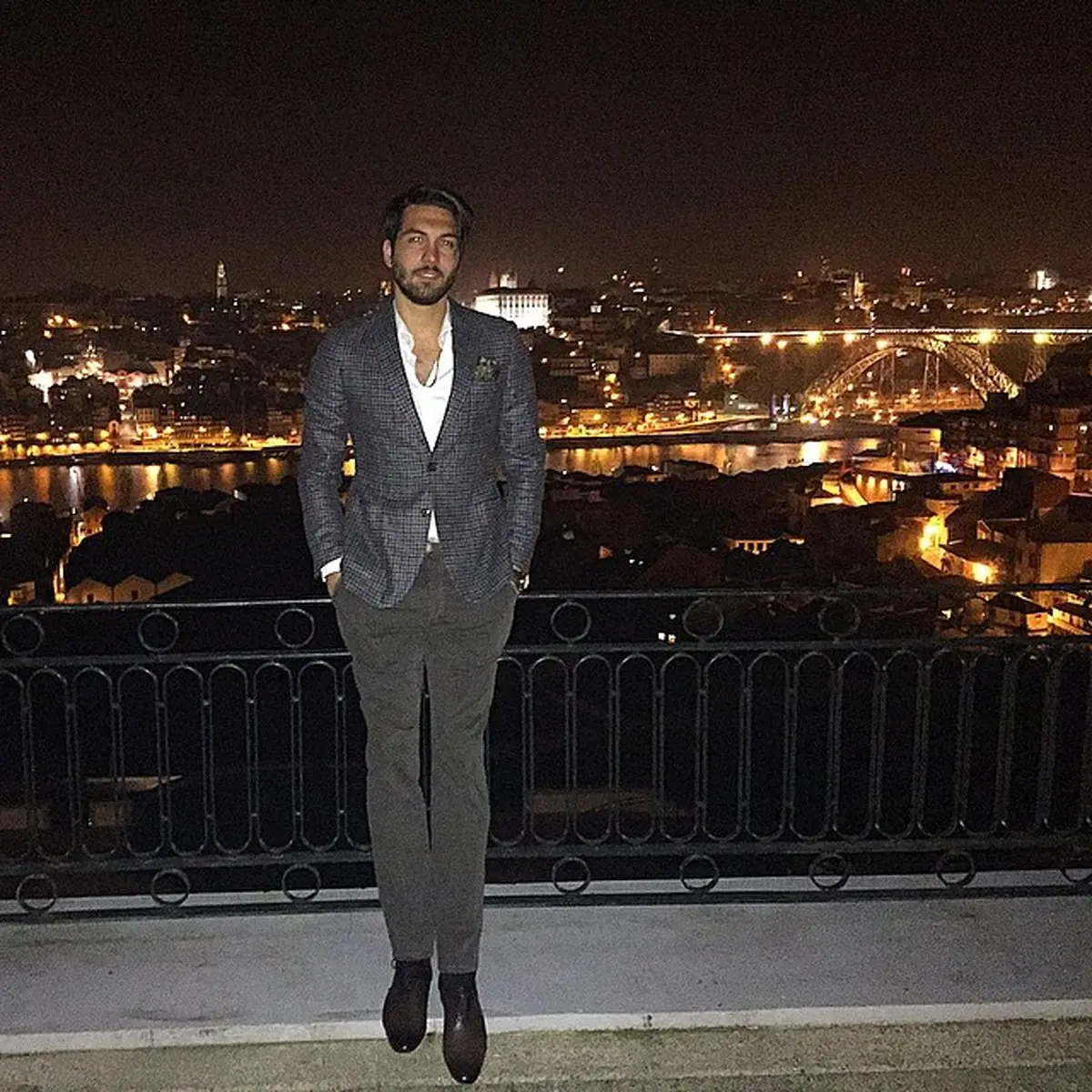 عکس / شب های اروپایی علیرضا حقیقی