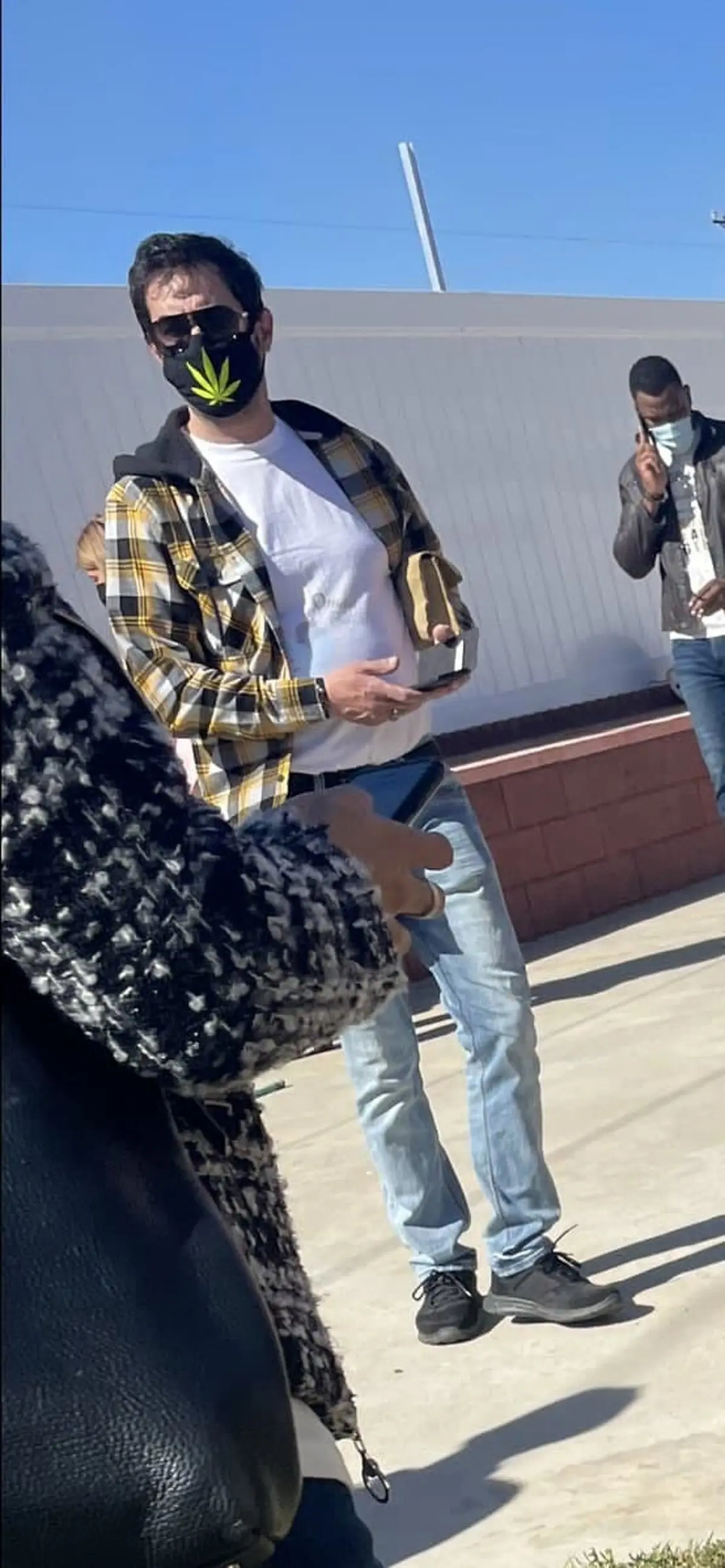 عجیب اما واقعی؛ تبلیغ ماری جوانا توسط شهاب حسینی ! + عکس