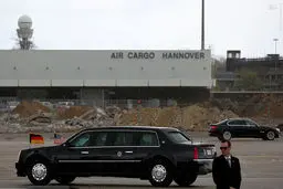 خودروی امنیتی و خاص اوباما در سفر به آلمان/ عکس