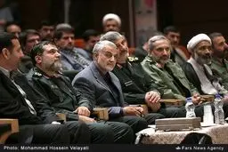 سردار سلیمانی و علی لاریجانی در  همایش سراسری فرماندهان قرارگاه سازندگی خاتم‌الانبیاء/ تصاویر