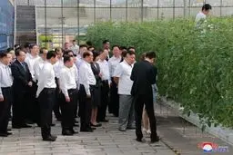 تصاویری از گشت و گذار رهبرکره شمالی در چین