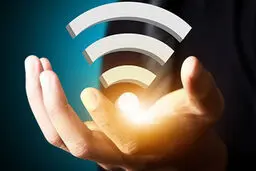 نکاتی که باید برای استفاده از وای فای عمومی رعایت کرد/ به اینترنت های بدون رمز متصل نشوید