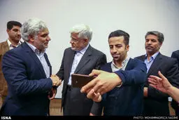 یک سلفی جالب با عارف! / عکس
