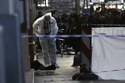 حمله خونین با سلاح سرد در شهر مارسی فرانسه/ تصاویر