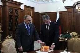 جعبه سیاه جنگنده روسی روی میز پوتین/عکس