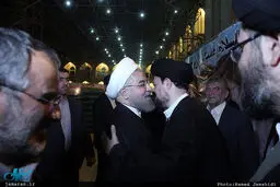 روحانی در آغوش سیدحسن خمینی/ عکس
