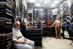 بیم و امیدها در بازار ایران/ گزارش خبرگزاری فرانسه از وضعیت کسب و کار در ایران یک سال پس از توافق