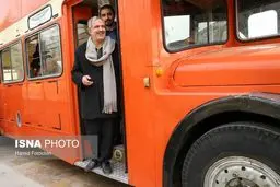 اتوبوس سواری مسجد جامعی در تهران/عکس