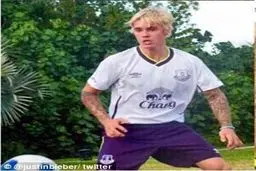 حمایت خواننده سرشناس از باشگاه لیگ برتری انگلیس/ عکس