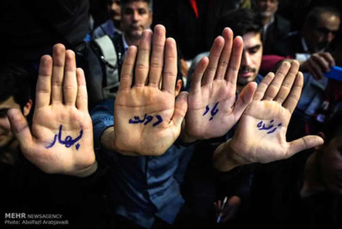 سخنرانی احمدی نژاد در جمع مردم شهر ری /گزارش تصویری