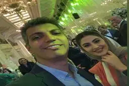 سلفی عادل فردوسی‌پور با بانوی عمارت/عکس
