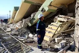 تصاویر تلخ گاردین از مناطق زلزله‌زده کرمانشاه
