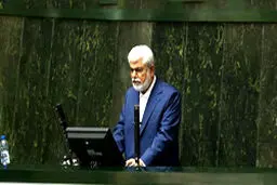 آقای روحانی آمدن دو سوم کارمندان با تمام آنان چه فرقی دارد؟!/ به نحوی عمل نکنید که مجلس ورود کند