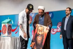 عضو هیات رئیسه مجلس: گویا این طیف از اصولگرایان قبلا هم با تتلو ارتباط داشته‌اند/ از قدیم گفته اند کبوتر با کبوتر، باز با باز