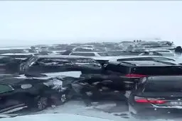 برخورد زنجیره‌ای ۹۵ خودرو در شمال قزاقستان
