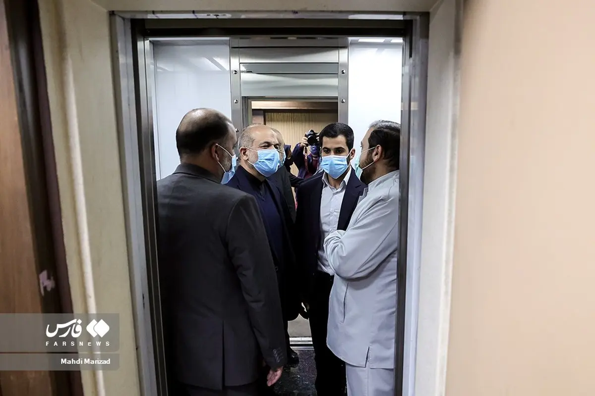 وزیر بهداشت: موج ششم کرونا همچنان کشور را تهدید می‌کند