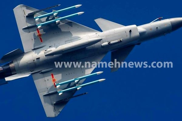 ورود جنگنده های جی ۱۰ چینی از پاکستان به پایگاه شیراز