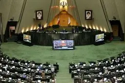 از سوگند تا صف‌بندی؛ هیات رئیسه جدید مجلس با چه آرایشی وارد میدان شد؟