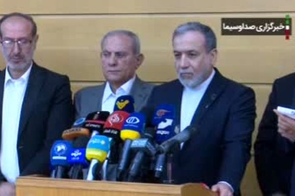 سخنان عراقچی در فرودگاه رفیق حریری بیروت