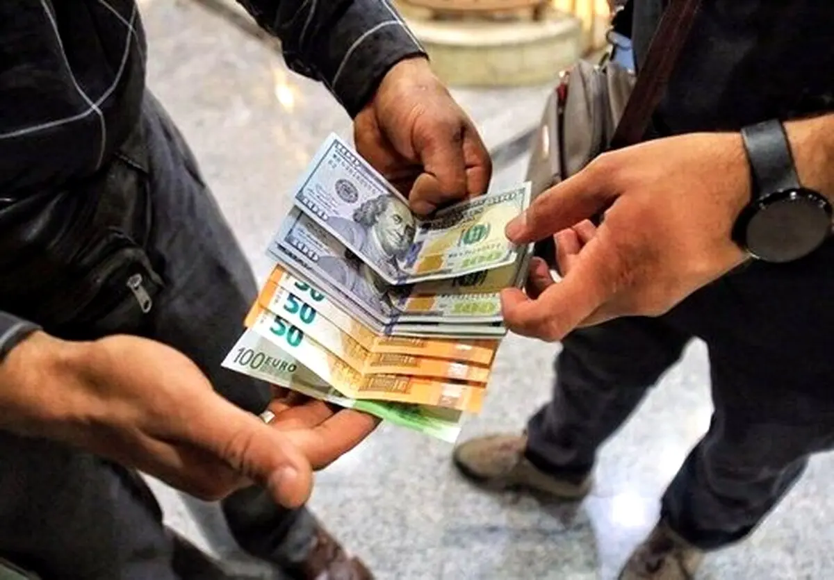 پیش بینی قیمت دلار/ ۲ سیگنال افزایشی به بازار ارز