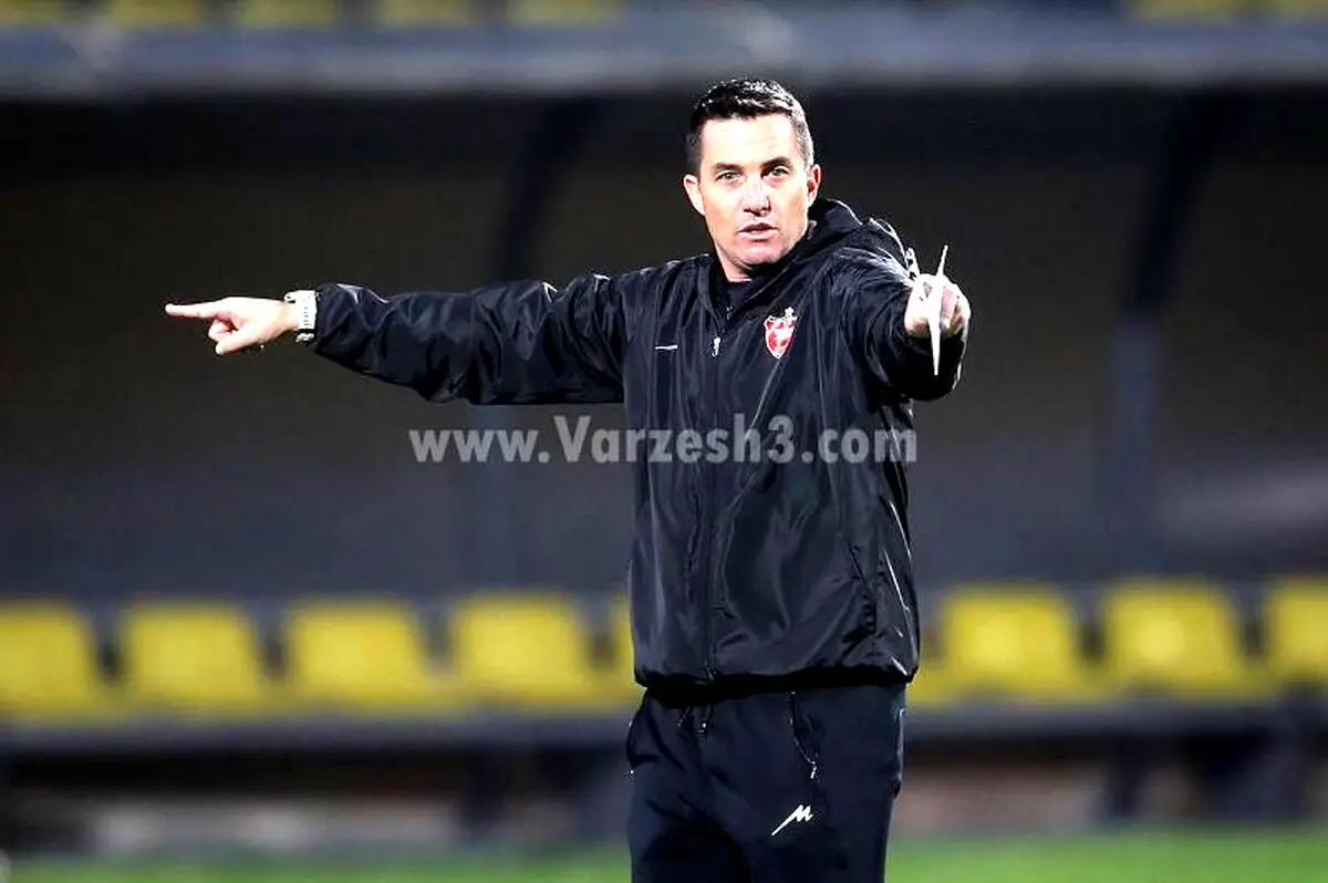 سرمربی پرسپولیس به نشست خبری نرسید