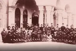 تندروهای مذهبی چگونه آموزش زبان خارجی را کفر می‌پنداشتند؟