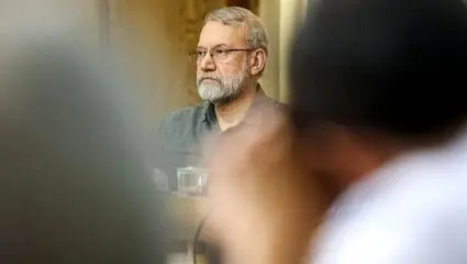 لاریجانی : ایران زیر بار حرف مفت تسلیم نمی رود