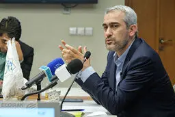 مدنی‌زاده درباره تابعیت دوگانه فرزندش توضیح داد