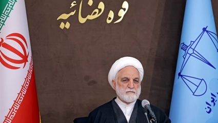 اژه ای : ترامپ ، پلشت و فاقد شخصیت و نزاکت است