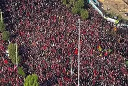 تشییع میلیونی امام شهید به روایت رویترز
