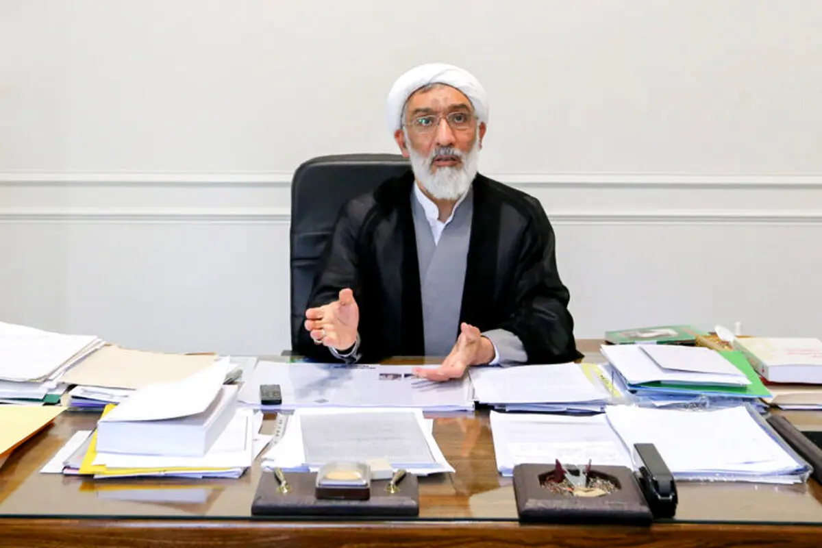 پورمحمدی:ایستادن و عقب گرد اشتباه بزرگی است(گزارش تکمیلی)