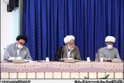 دیدار اعضای جامعه روحانیت مبارز با رییس جمهور