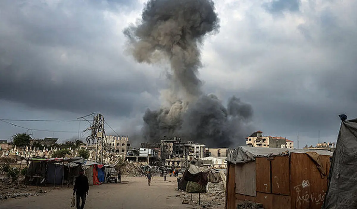 مقام فلسطینی: مردم غزه در سرزمین خود خواهند ماند