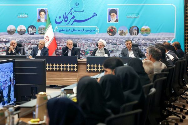 پزشکیان : اسنپ‌بک لازم نیست ، ما خودمان خودمان را تحریم کرده‌ایم