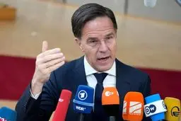 ناتو : ایران با پول روسیه خاورمیانه را بهم می‌ریزد!