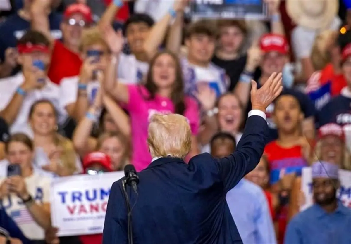 هریس: ترامپ فردی مرموز است/ ترامپ: هریس کشور را نابود می‌کند